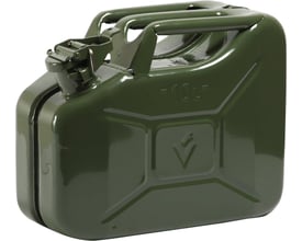 Klassisk 10 liters benzindunk i grøn stål med pulverlakeret yderside og UN-godkendelse, vist fra siden.