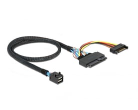 DeLock SFF-8643 han til U.2 SFF-8639 hun kabel, 50 cm, med SATA strømstik på hvid baggrund.