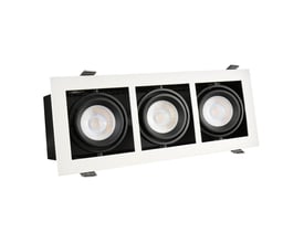 SpectrumLED hvid aluminiumsramme til 3x GU10 spots, 230V, vist forfra med hvid kant og sorte spots.