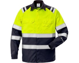 Forsiden af Kansas Flame HiVis skjorte 124309, gul/marine, med to brystlommer, skjulte trykknapper og refleksdetaljer.