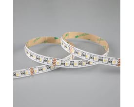 Ansell Lighting P-Cell LED bånd på 50 meter, der viser de mange små lysdioder og 3M tape på bagsiden.