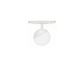 Spectrum SHIFT Globe 5W LED-pære med 100 mm diameter og 165 graders spredning, monteret på hvid skinne.