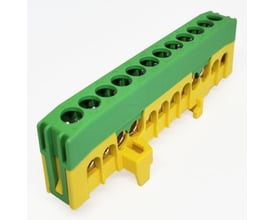 Pollmann Jordklemme PE7-FX16 til din-skinne, med 10 grønne og gule tilslutningspunkter på hvid baggrund.