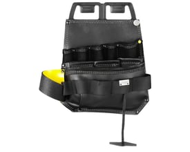 Detaljeret billede af Snickers Workwear elektriker værktøjsholder model 9785 i sort læder med gul hammerholder.