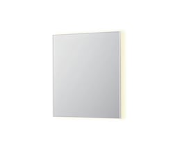 Sanibell INK SP32 LED spejl på 70x80 cm med en elegant mathvid aluramme og indirekte, varm baggrundsbelysning.