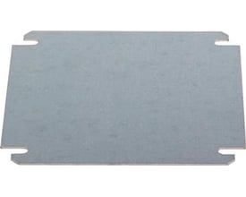 Fibox montageplade EKJVT i aluzink, 238 x 148 mm, vist med et let reflekterende udseende.