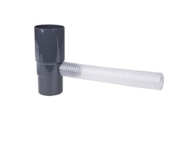 Plastmo vandudtag med Ø75mm diameter og en hvid flex slange, fremstillet i grafitfarvet plast.