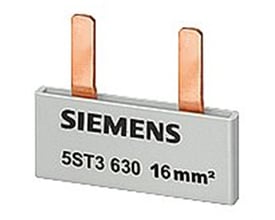 Siemens 5ST3 630 stiftsamleskinne med 16 mm² tilslutning og to kobberstifter, med logo tydeligt synligt.