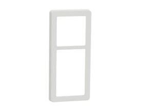 Lauritz Knudsen Fuga antibak designramme Base 63 i hvid, vist forfra med to åbninger og kantdetaljer.