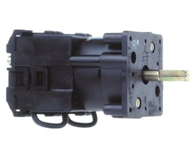 Schneider Electric kontaktblok K1S6, 12A i sort plast med guldfarvet aksel og monteringsdetaljer, vist på hvid baggrund.