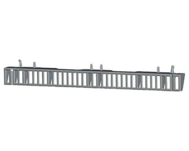 Siemens skinnebeskyttelse til Rittal-system NH2, vist forfra som en lang, grå profil med gentagne åbninger.