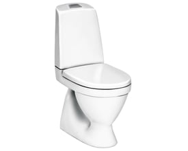 Fritstående hvidt Gustavsberg Nautic 1500 toilet med skjult S-lås, vist fra siden på hvid baggrund.