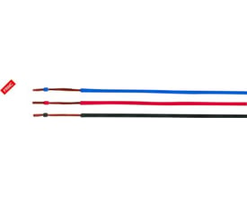 Mørkeblå H07Z-K ledning med 6 mm² tværsnit og 4,7 mm diameter, vist sammen med røde og sorte ledninger på hvid baggrund.