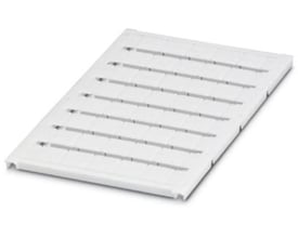 Nærbillede af Phoenix Contact UC-TM 12 mærkeskilteark, viser de præperforerede spor til 12mm brede klemmer.