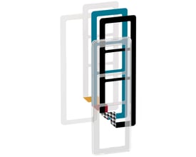 LK FUGA Choice designramme i transparent plast, 3½ modul, med udskiftelige farveindlæg i sort, blå og hvid.