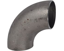 Indura svejsebøjning på 90 grader med buet rørform og mørk, rå metaloverflade, set skråt fra siden.