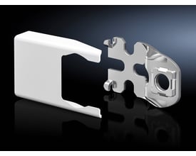 Demonstration af Rittal vægbeslag, der viser et hvidt plastikskjold og et metal monteringsbeslag fra hinanden.