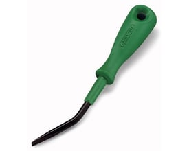 Detaljeret billede af Wago 3,5mm montageskruetrækkerens grønne isolerede skaft med logo og den vinklede spids.