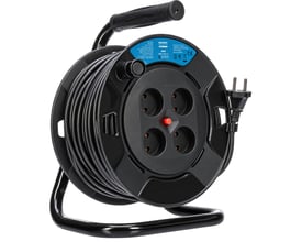 Sort Nordic Quality DK-kabeltromle med 40 meter kabel, fire stikdåser, håndtag og synligt stik.