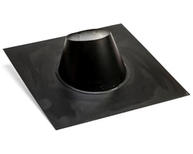 Metalbestos sort aluminium taginddækning til skorsten med 250mm rørdiameter og 33-46° hældning, vist på hvid baggrund.