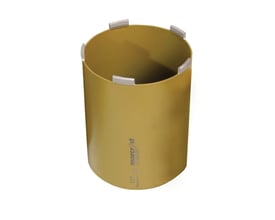 Et enkelt Baier diamantbor i guldfarvet metal med tydelige savtænder og mærkat med produktinformation.