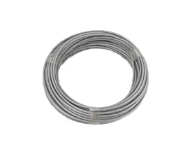 Roliba elgalvaniseret, nylonforstærket stålwire med diameter 3,2-4,1 mm ligger oprullet i en sølvgrå spole.