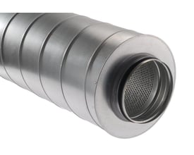 Lyddæmper SAR, Ø160mm, L: 900mm, fremstillet af galvaniseret stål med synlig perforeret indre for lydreduktion.