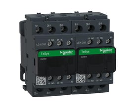 Schneider Electric TeSys D reverseringskontaktor 32A med 2x3P+2NO+2NC kontakter og 230VAC spole, vist på neutral baggrund.