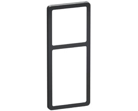 LK FUGA Slim designramme i koksgrå, 2½ modul, med et rent og moderne udtryk på hvid baggrund.