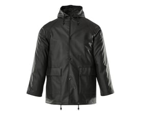 Mascot sort regnjakke i størrelse 4XL med hætte, lynlås og trykknapper. Jakken har to forlommer med klap.