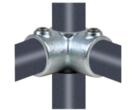 Galvaniseret tee hjørne med gennemgang 1¼" (Ø42,2 mm) forbinder tre rør, designet til reol- og stativkonstruktion.