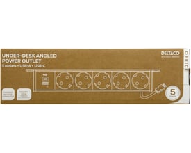Deltaco OFFICE under-desk strømskinne med 5 stik, 1x21W USB-A+C og GST18 stik, vist på brun papemballage.