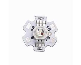 3x3W high power LED RGB-chip til 700 mA med rund linse og farveelementer på en stjerneformet printplade.