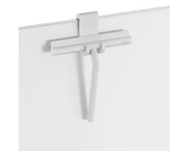 Smedbo beslagsboden bruseskraber i grå silikone med holder monteret på en glasvæg, mærket Smedbo.