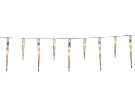 Konstsmide istaplyskæde med ravfarvede LED, præsenteret isoleret på en hvid baggrund for at vise istappernes detaljer.