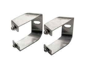 Detaljeret billede af to SG Armaturen Area 66 beslag med skruer monteret i et hvidt, rent studie.