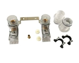 Dobbelt Push Box koblingsdåse i bronze med 15 mm x 1/2" dimension, sat sammen på en metalplade med diverse tilbehør.