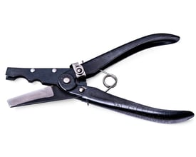 Sort rørskærer tang til rør med en ydre diameter på 0-18mm, med en skarp klinge og ergonomiske håndtag.