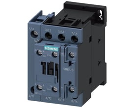 Siemens SIRIUS 3RT23 effektkontaktor, 32 A og 4-polet, set skråt forfra med tilslutninger og kontakter synlige.