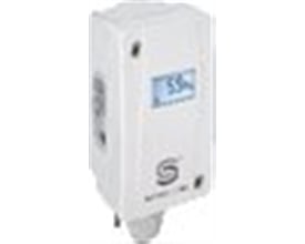 Danfoss tryktransmitter vist fra siden med det digitale display fremhævet, viser tallet 336.