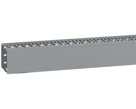 Legrand grå ledningskanal, B80 x H60 mm, med sideperforeringer og afrundede fingre, fremstillet af blyfri PVC.