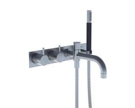 Vola 1-grebsblander til stor vandmængde med tre runde greb og en slank tud, udført i børstet stål.