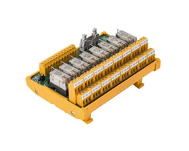 Weidmüller interfacemodul med relæ, 10-polet og 24 V DC, set skråt forfra med relæer og orange tilslutningsrækker.