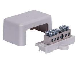 Pollmann Elektrotechnik PAS 6 potentialudligningsskinne med sokkel og cover, vist med skinnen foran det aftagne cover.