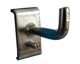 Maskinfabrikken Universal værktøjskrog i metal med 30 mm længde og 90 graders vinkel, med en krogdiameter på Ø6 mm.