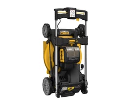DeWalt 18V XR plæneklipper DCMWP134N-XJ klappet sammen for nem opbevaring, viser et kompakt design med sorte og gule detaljer.