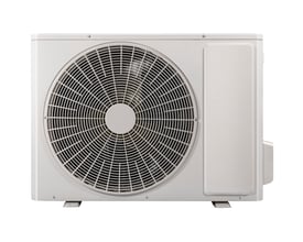 Lysegrå GREE COSMO 24K-udedel set forfra med stor rund ventilatorrist og kabinet på fødder.