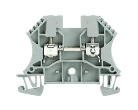 Detaljeret billede af Weidmüller WDU gennemgangsklemme 4mm², der viser skrueterminaler og den grå polyamidkonstruktion.