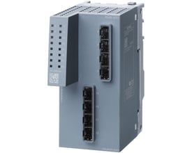 Siemens PE400-8SFP port extender til Scalance XM400, med 8 x 100/1000 Mbit/s SFP porte, vist på hvid baggrund.