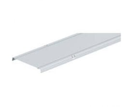 Legrand CPF 150-RS gitterbakkelåg i rustfri stål 316, 150x2000mm, vist med en let vinkel på en neutral baggrund.